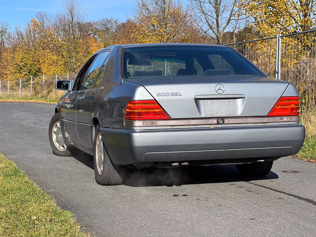 Mercedes-Benz S 600