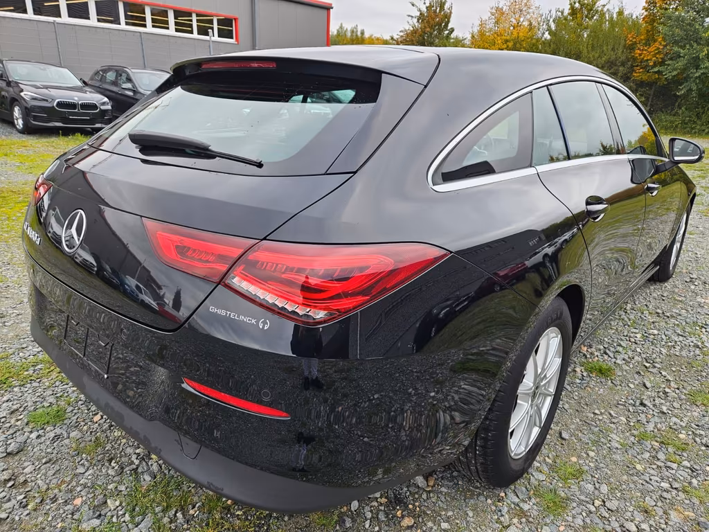 Mercedes-Benz CLA 180 Shooting Brake