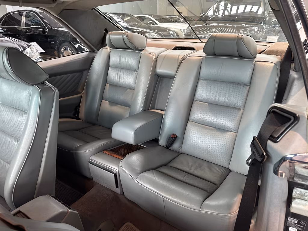 Mercedes-Benz 560