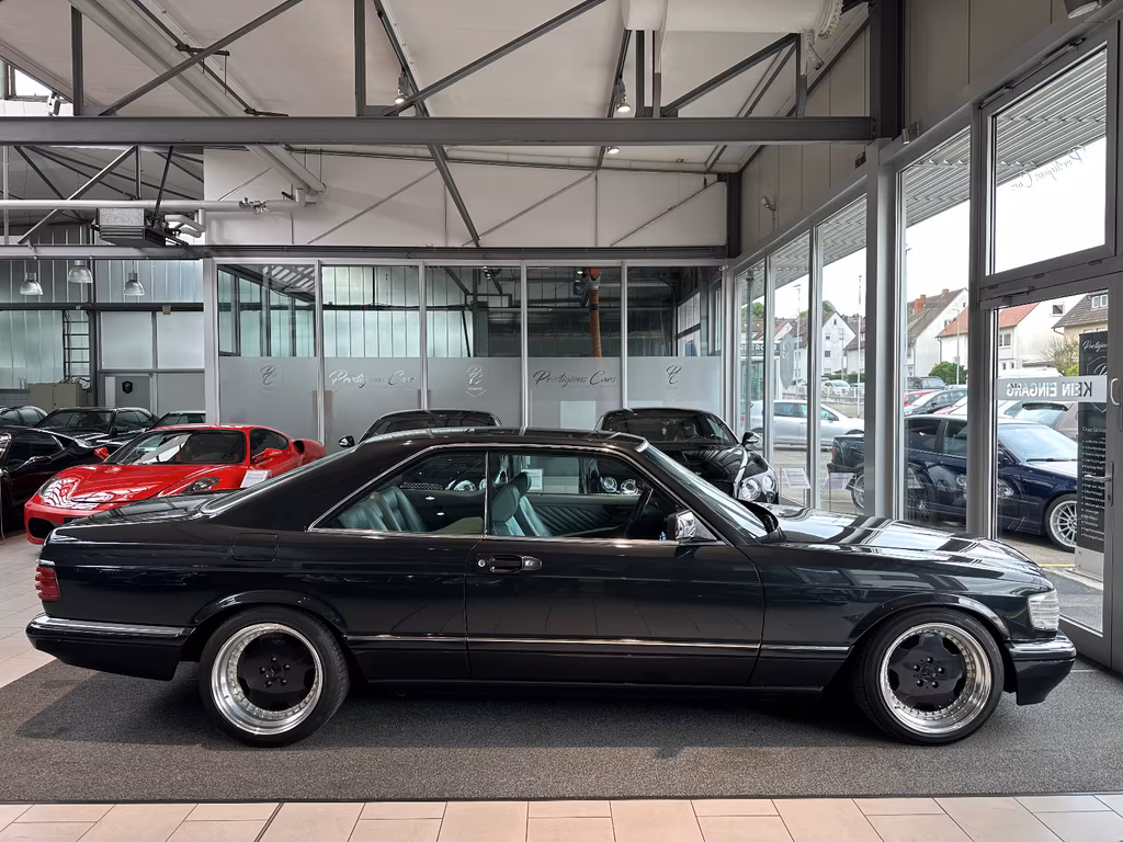 Mercedes-Benz 560