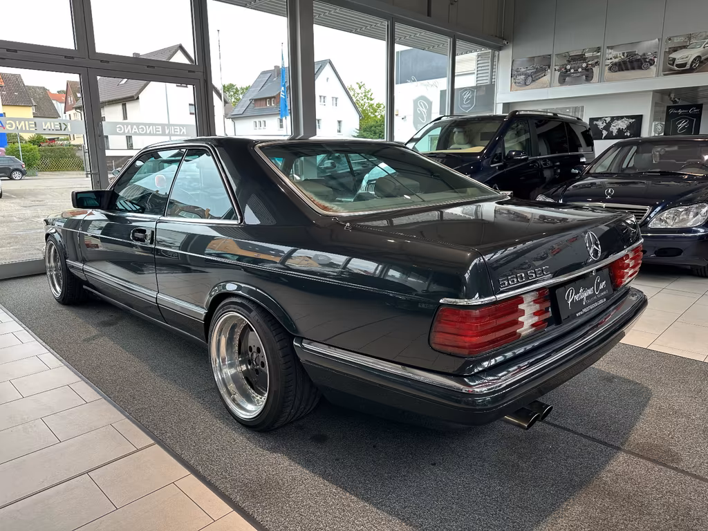 Mercedes-Benz 560