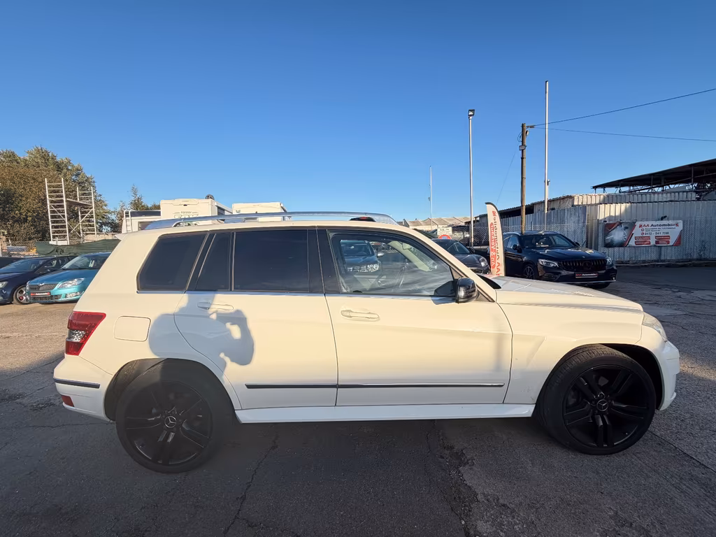 Mercedes-Benz GLK 320