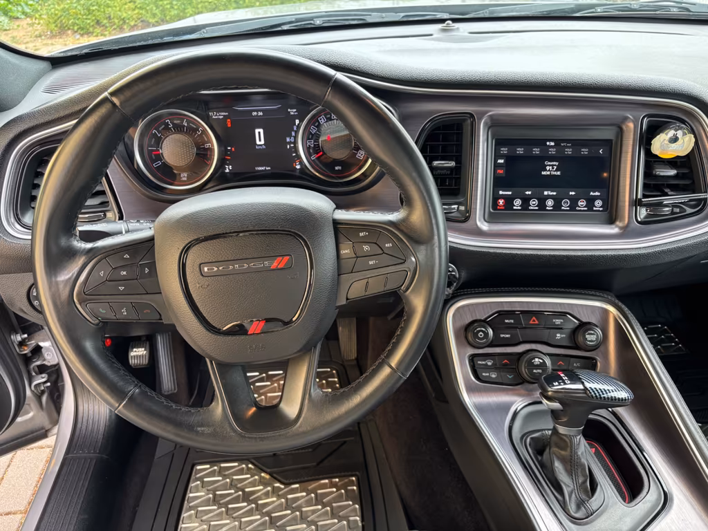 Dodge Challenger
