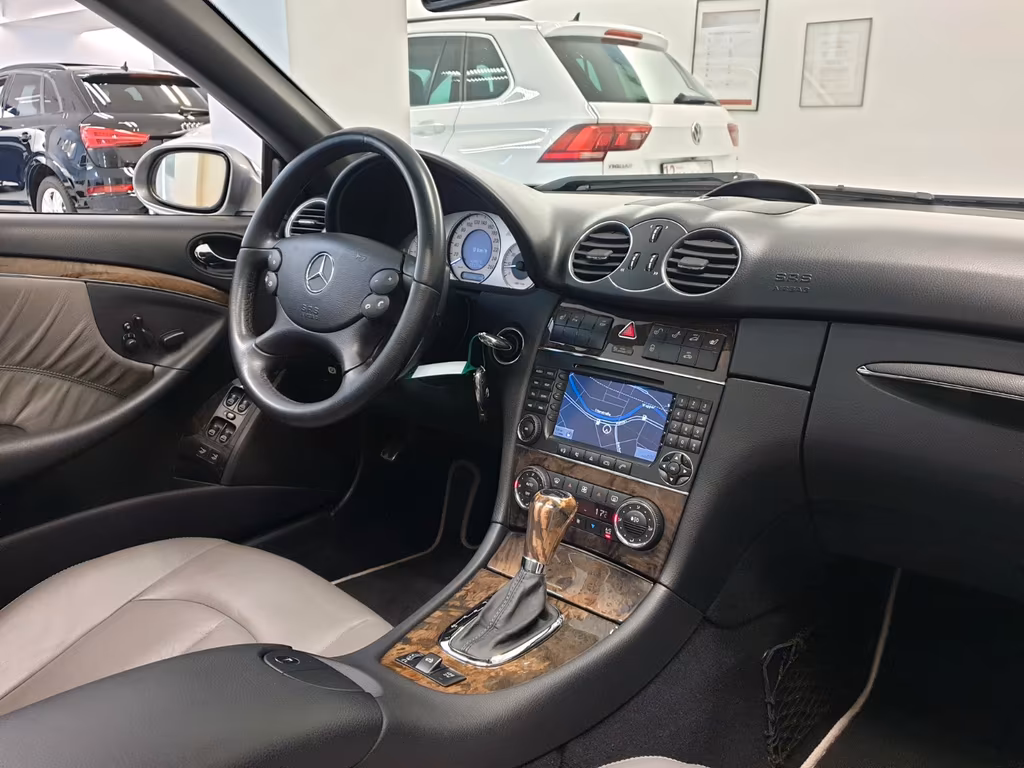 Mercedes-Benz CLK 500