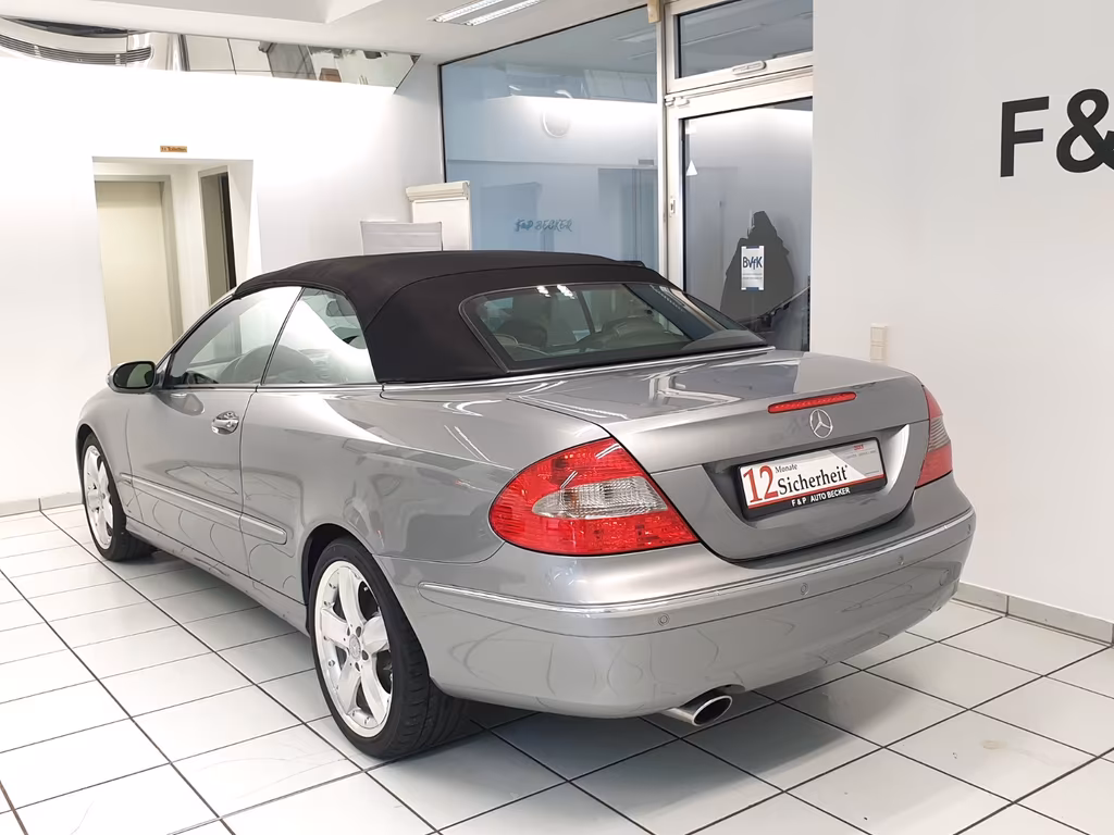 Mercedes-Benz CLK 500