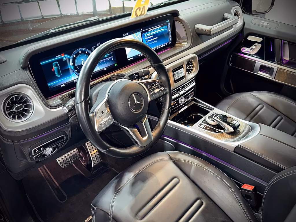 Mercedes-Benz G 400