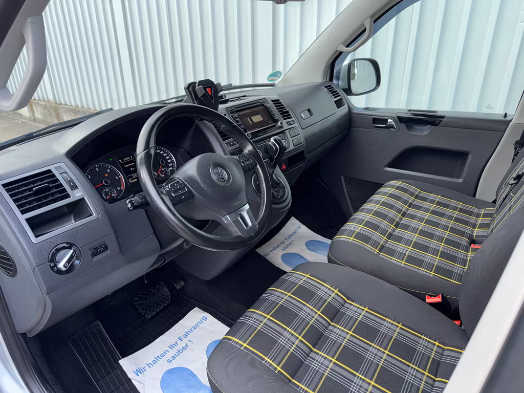 Volkswagen T5 Kombi