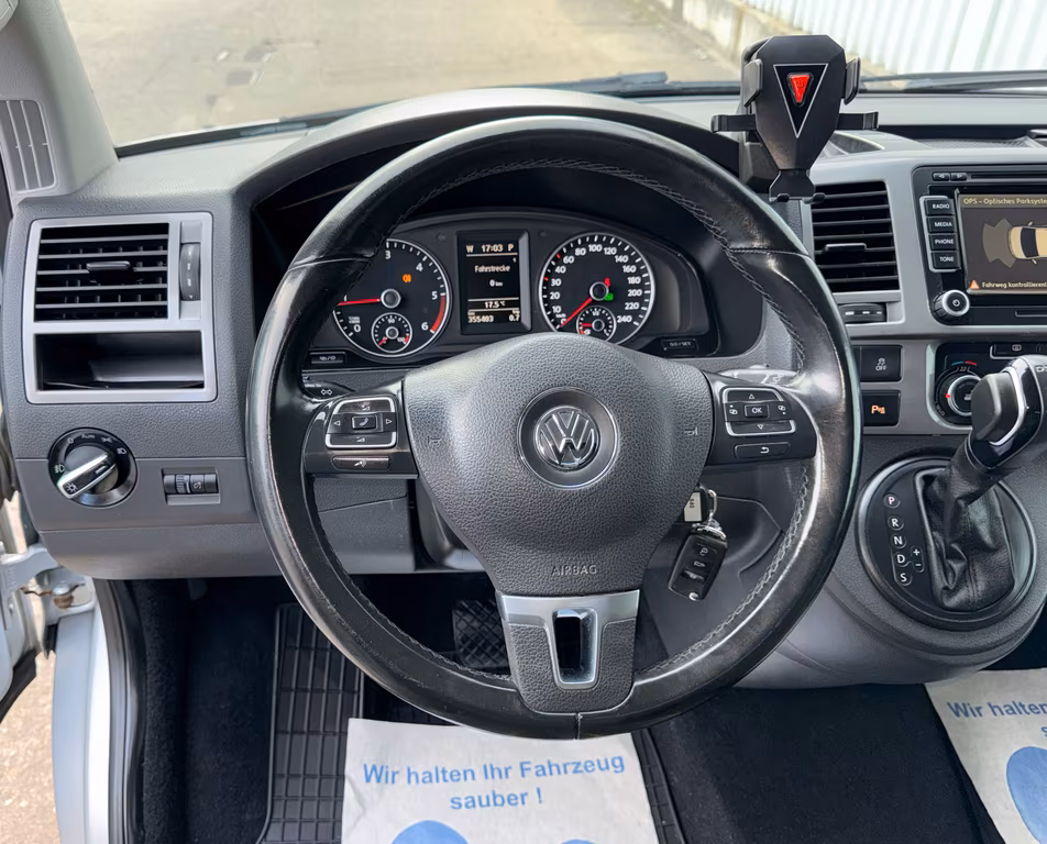 Volkswagen T5 Kombi
