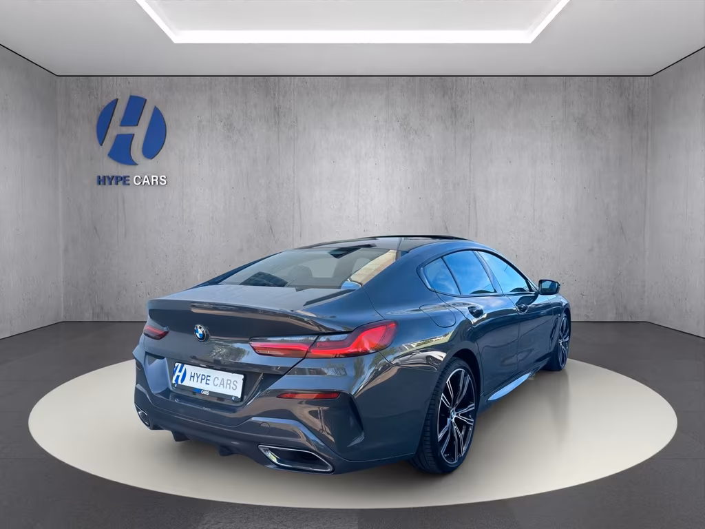 BMW 840