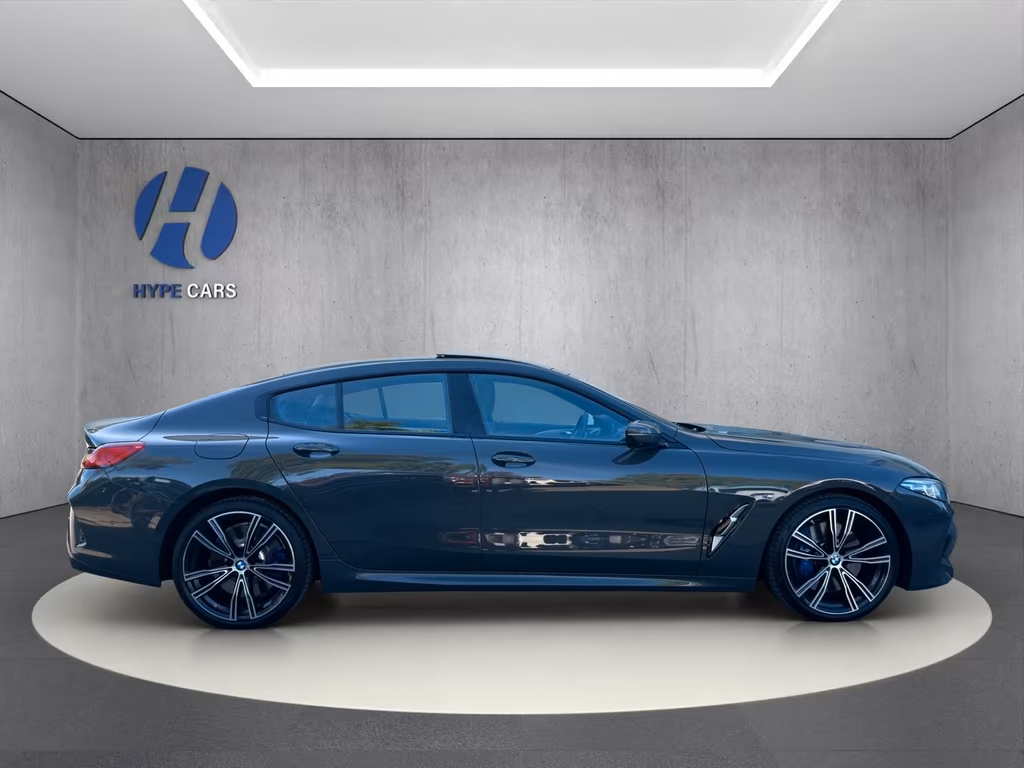 BMW 840