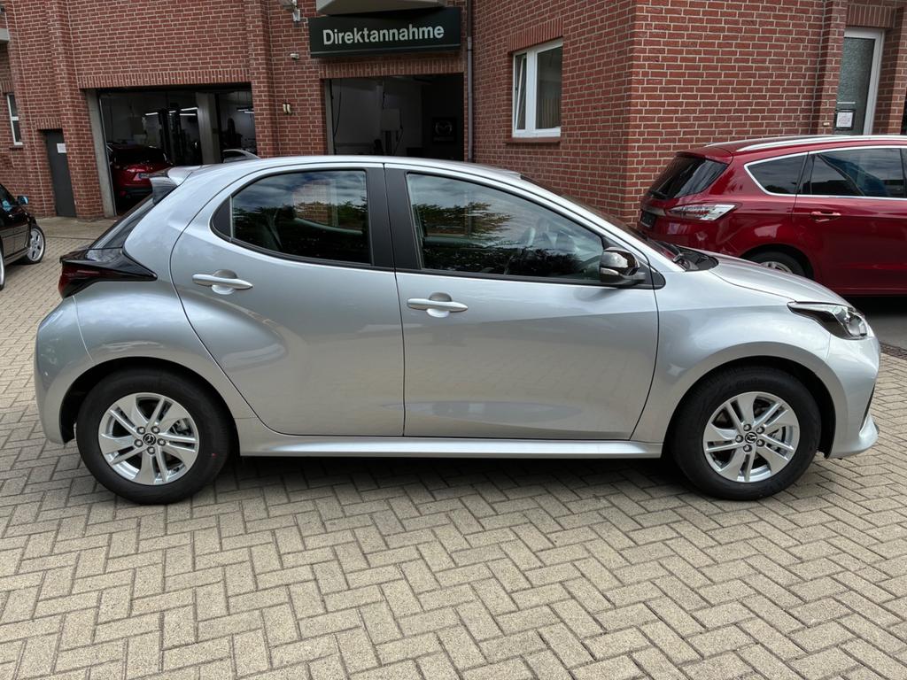 Mazda 2 Hybrid