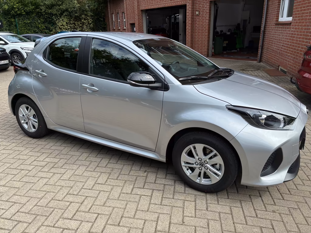 Mazda 2 Hybrid