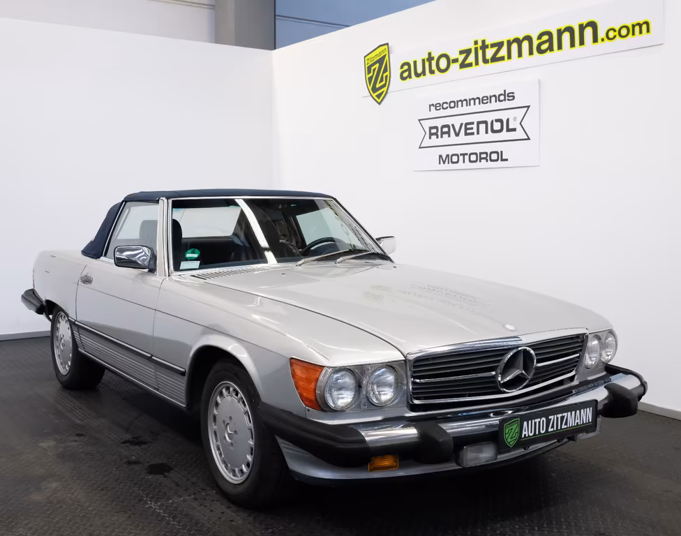 Mercedes-Benz SL 560