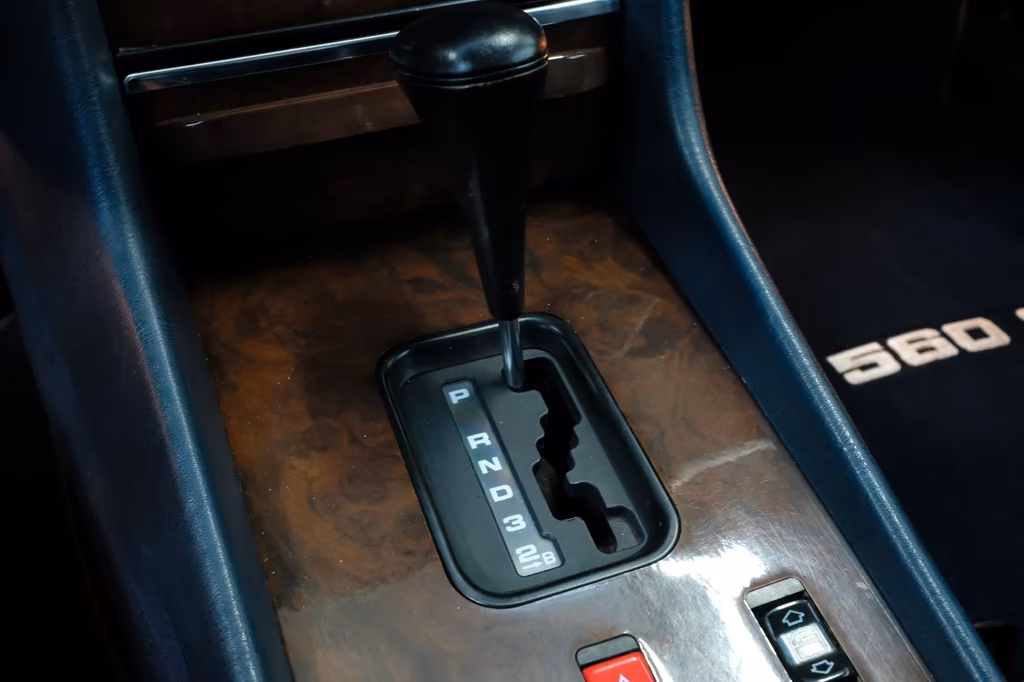 Mercedes-Benz SL 560