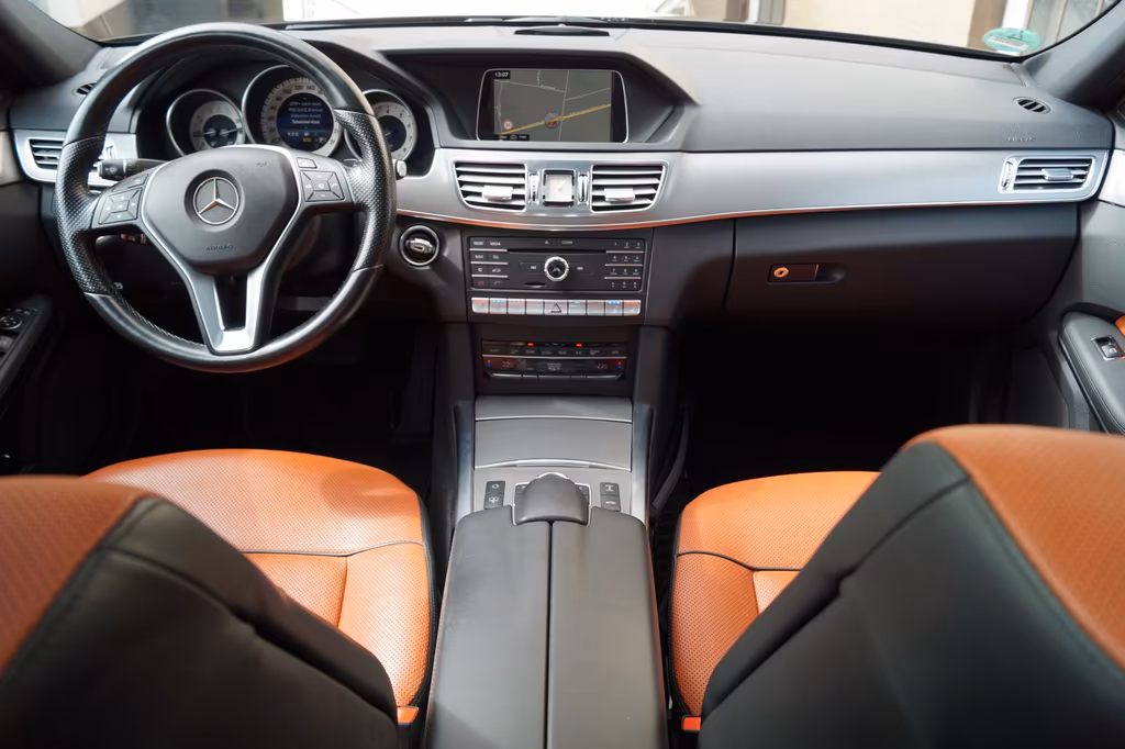 Mercedes-Benz E 500