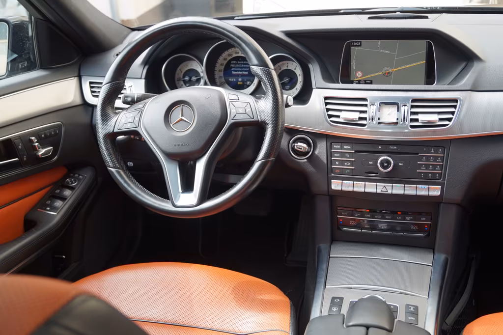 Mercedes-Benz E 500