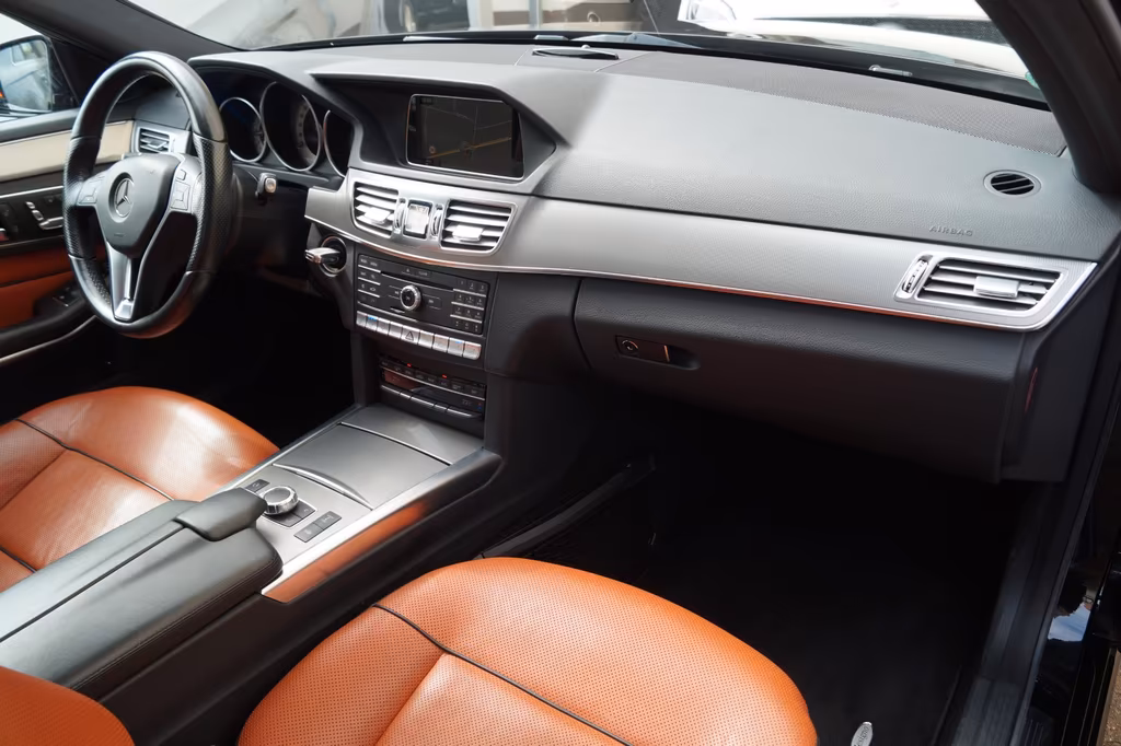 Mercedes-Benz E 500