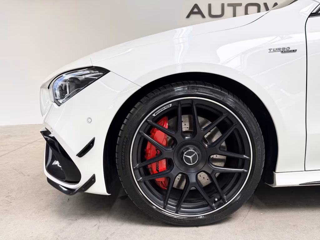 Mercedes-Benz CLA 45 AMG