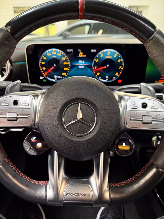 Mercedes-Benz CLA 45 AMG