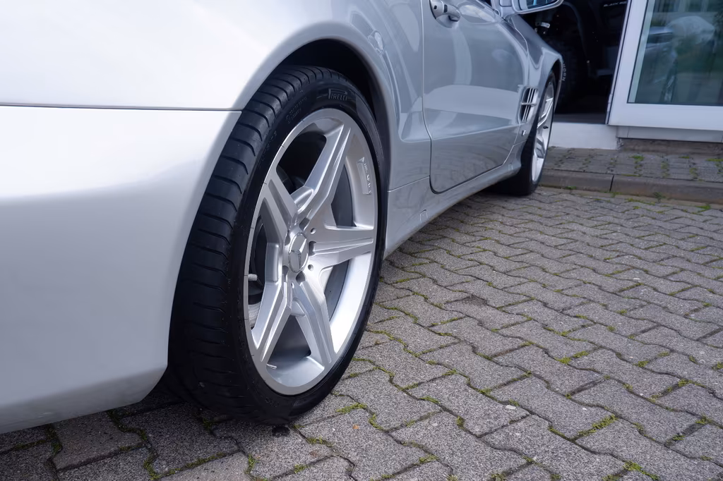 Mercedes-Benz SL 600
