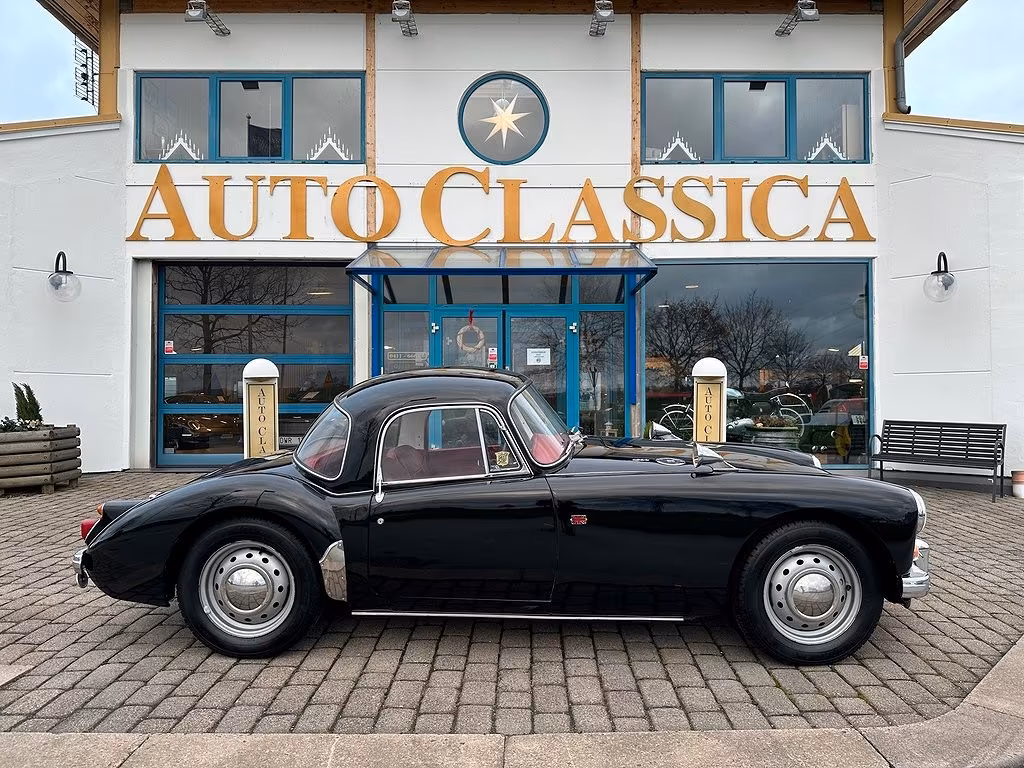 MG MGA