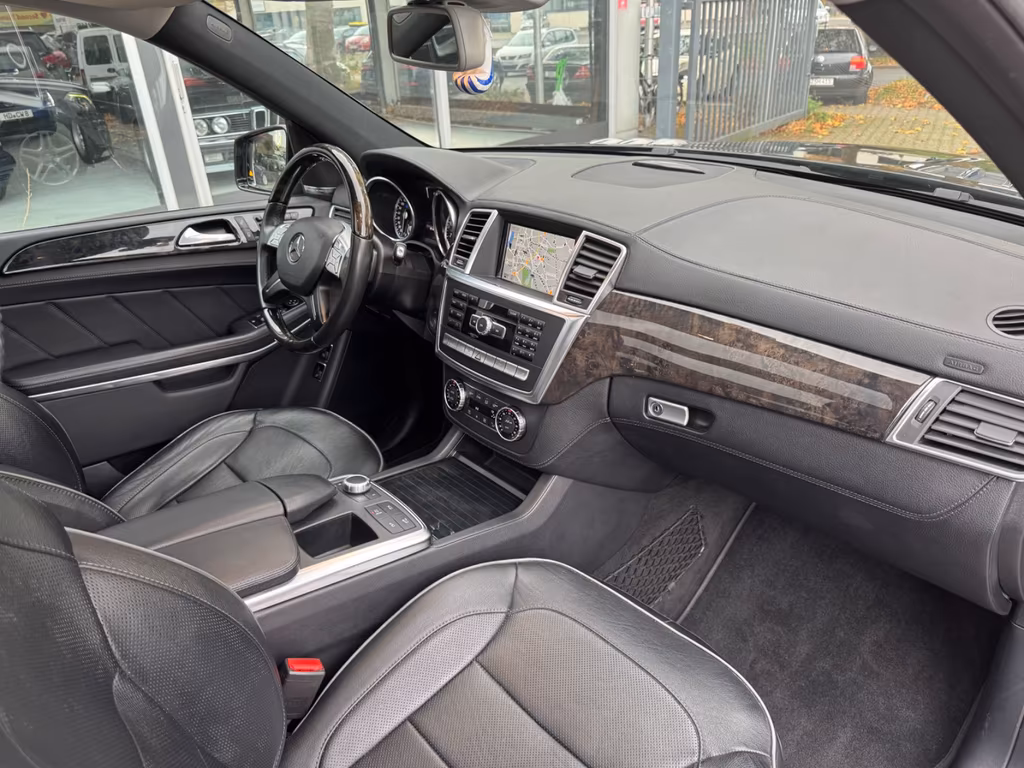 Mercedes-Benz GL 500