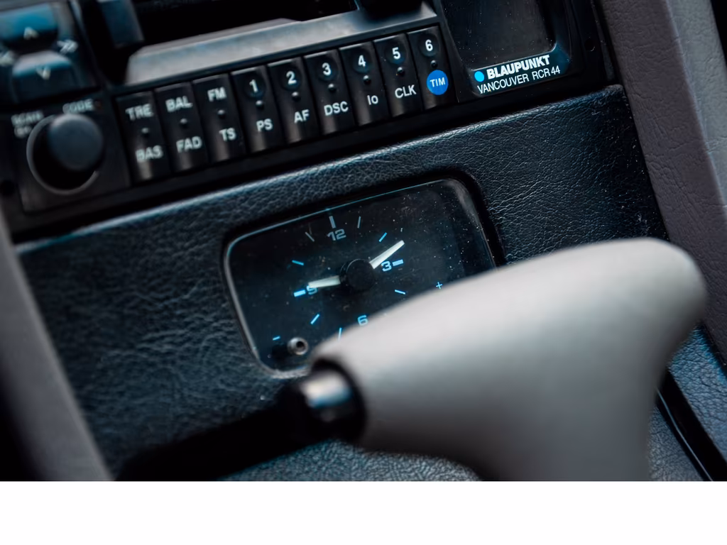 Porsche 928