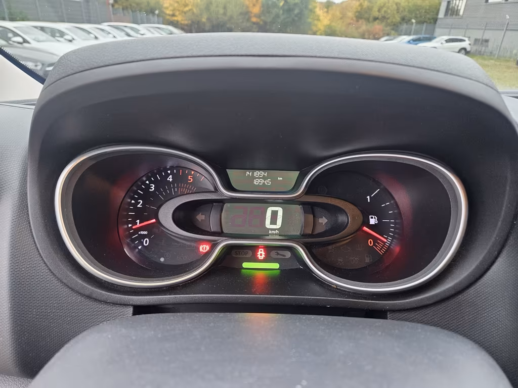 Nissan NV300