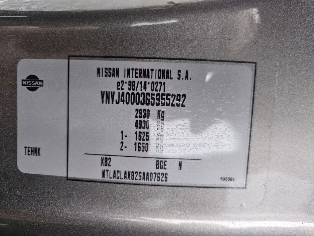 Nissan NV300