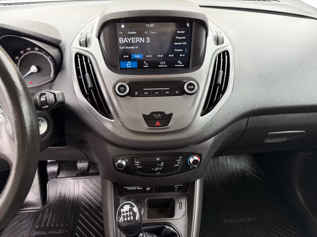 Ford Transit Courier