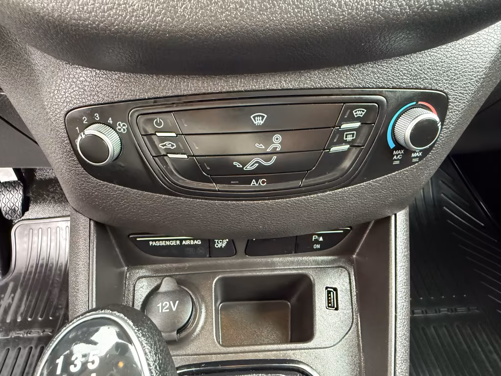 Ford Transit Courier