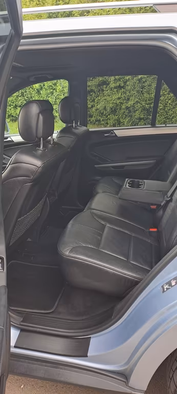 Mercedes-Benz ML 300