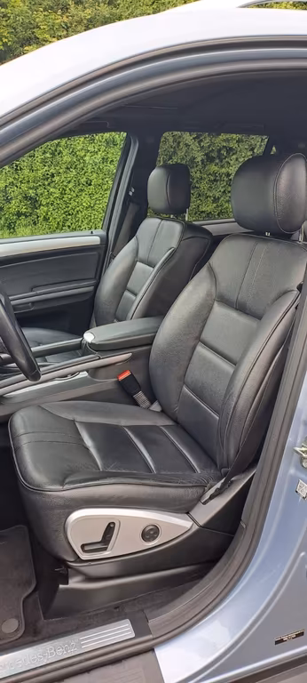 Mercedes-Benz ML 300