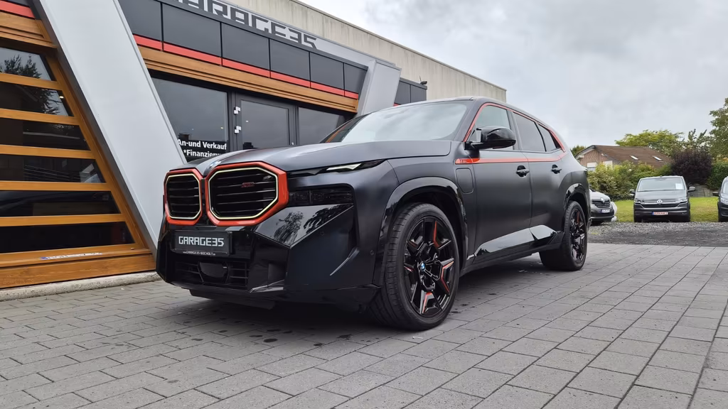 BMW XM