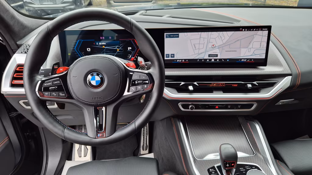 BMW XM
