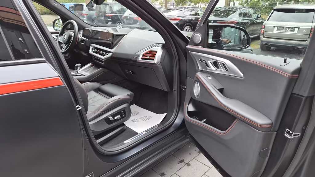 BMW XM