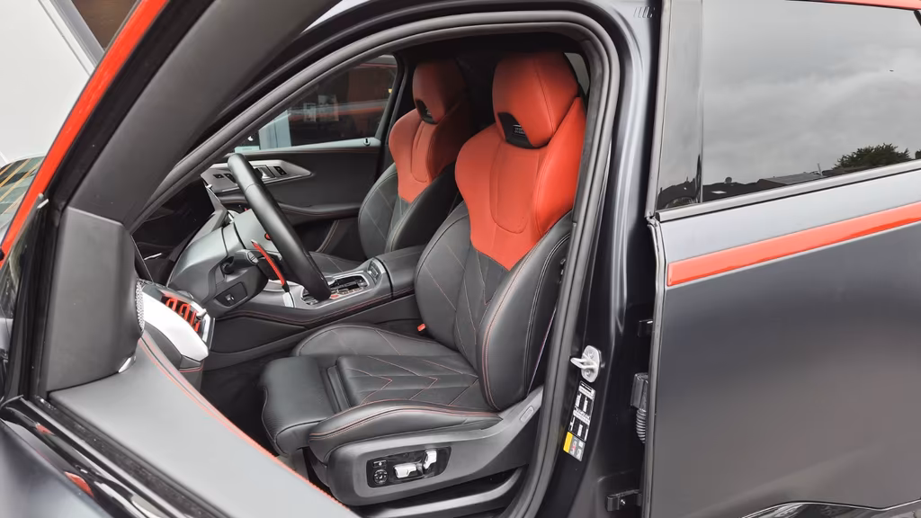 BMW XM