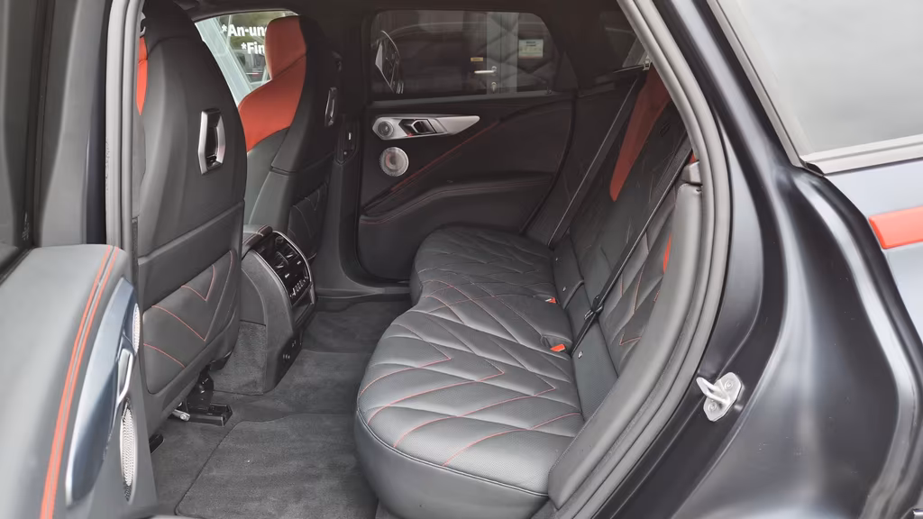 BMW XM