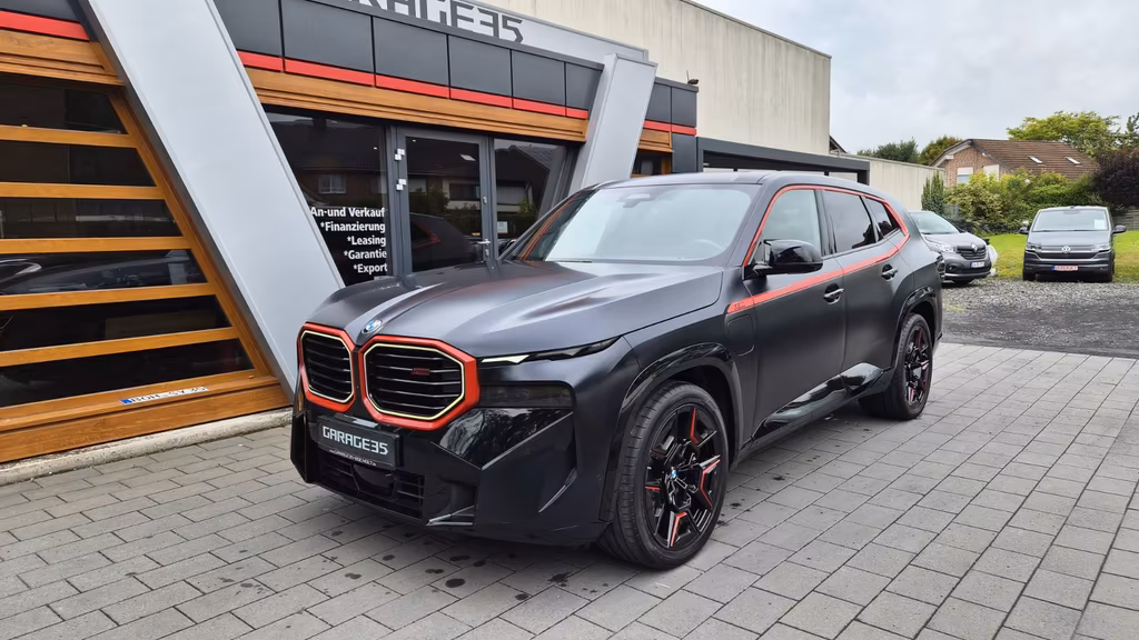 BMW XM