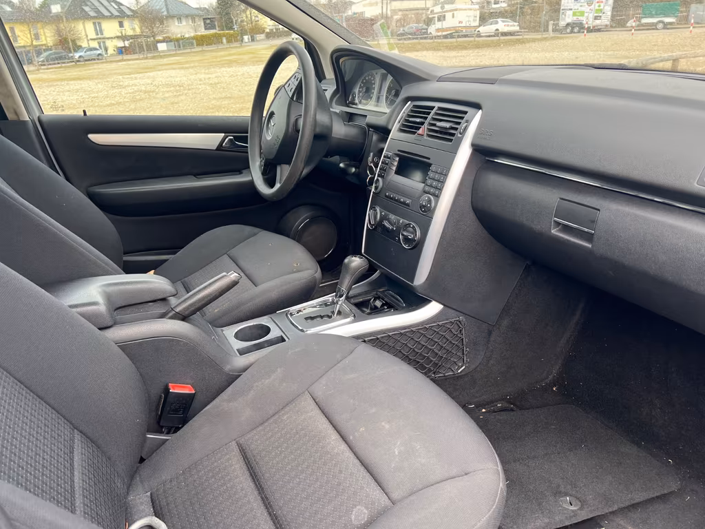 Mercedes-Benz B 150