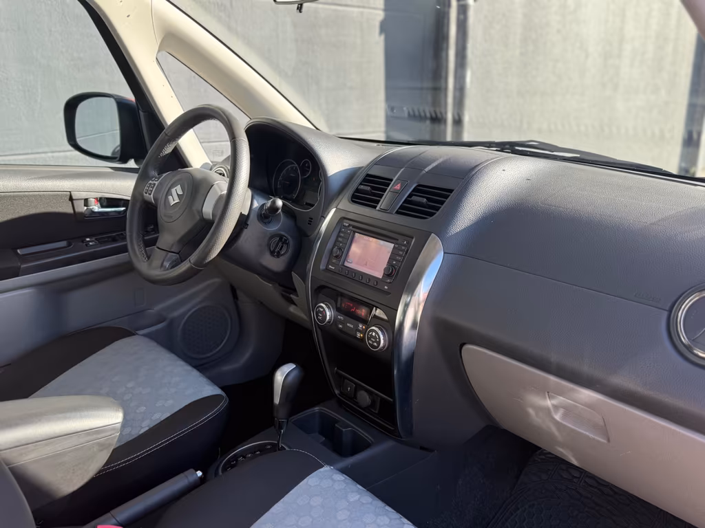 Suzuki SX4