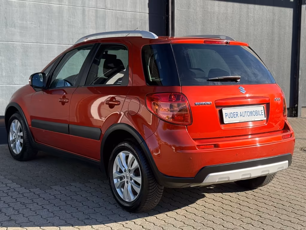 Suzuki SX4