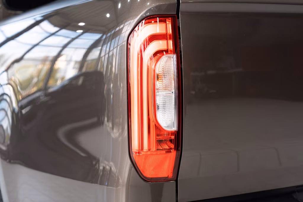 Mercedes-Benz X 250