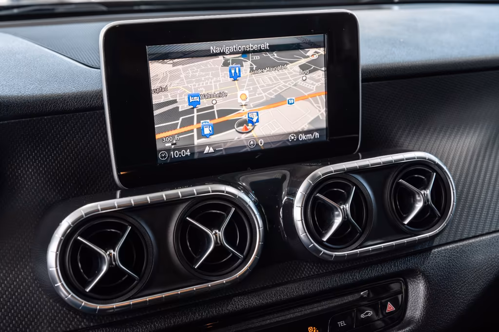 Mercedes-Benz X 250