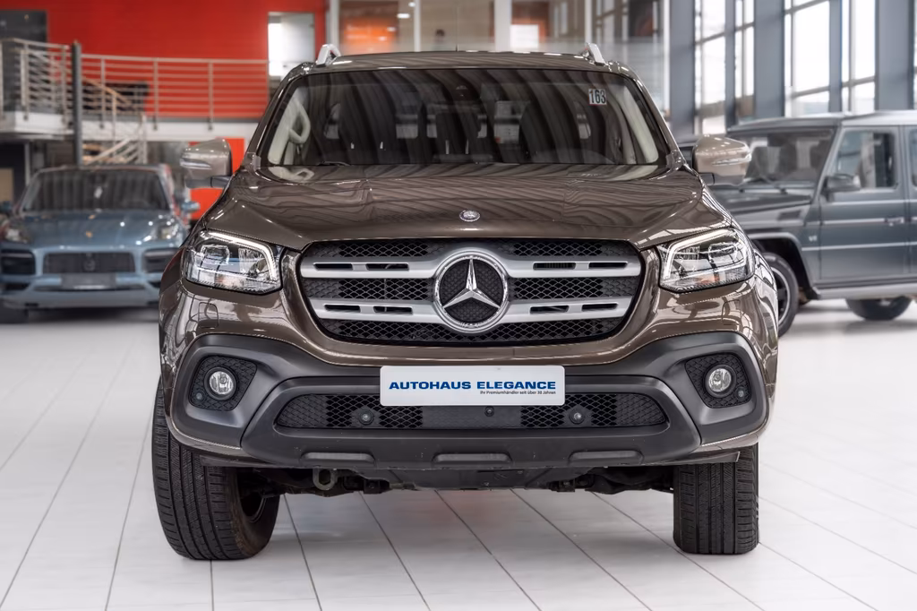 Mercedes-Benz X 250