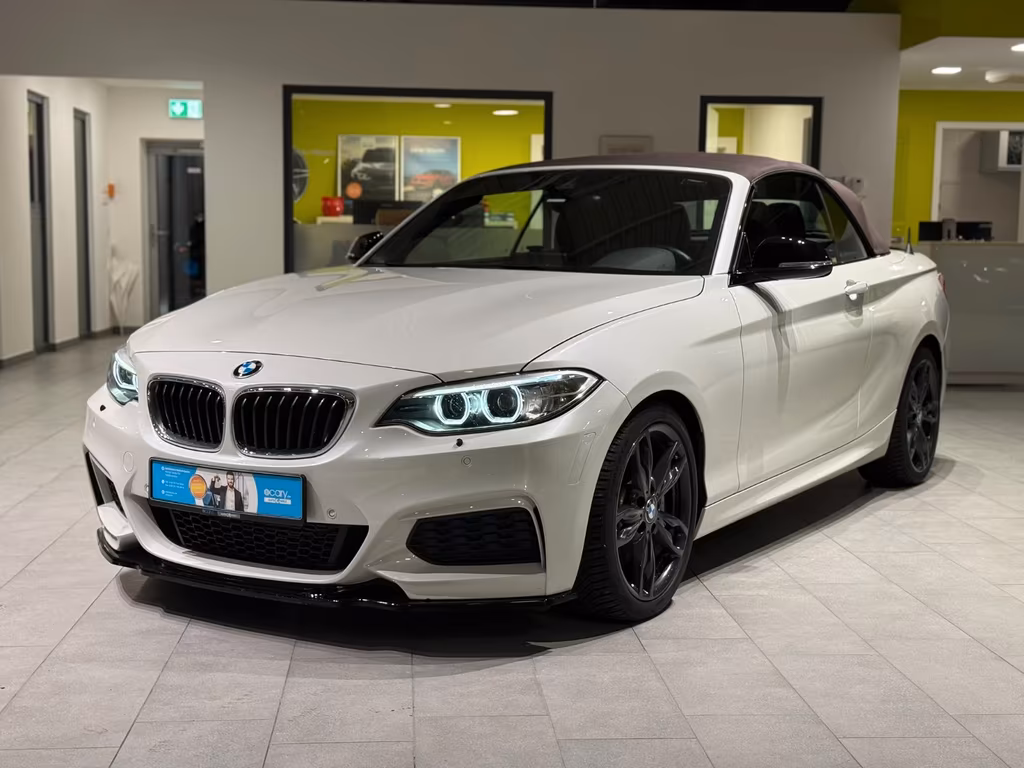 BMW M235