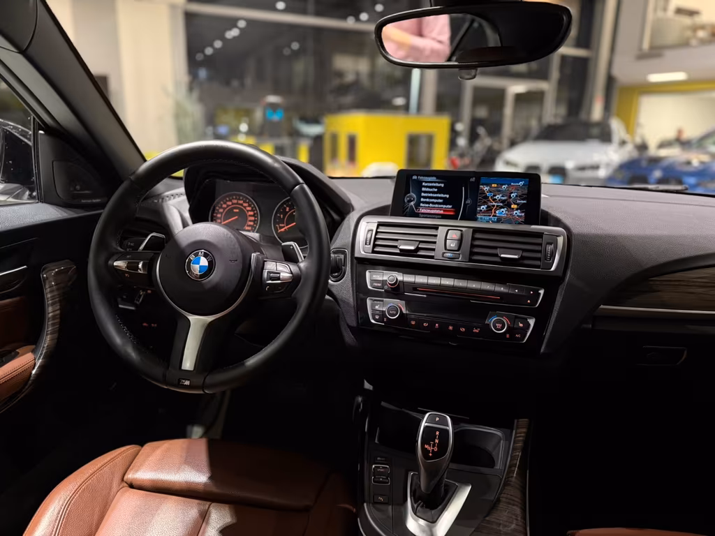 BMW M235