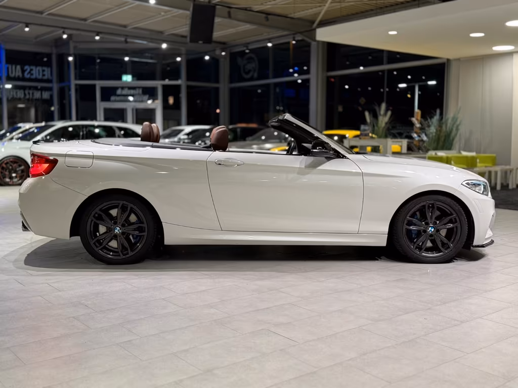 BMW M235