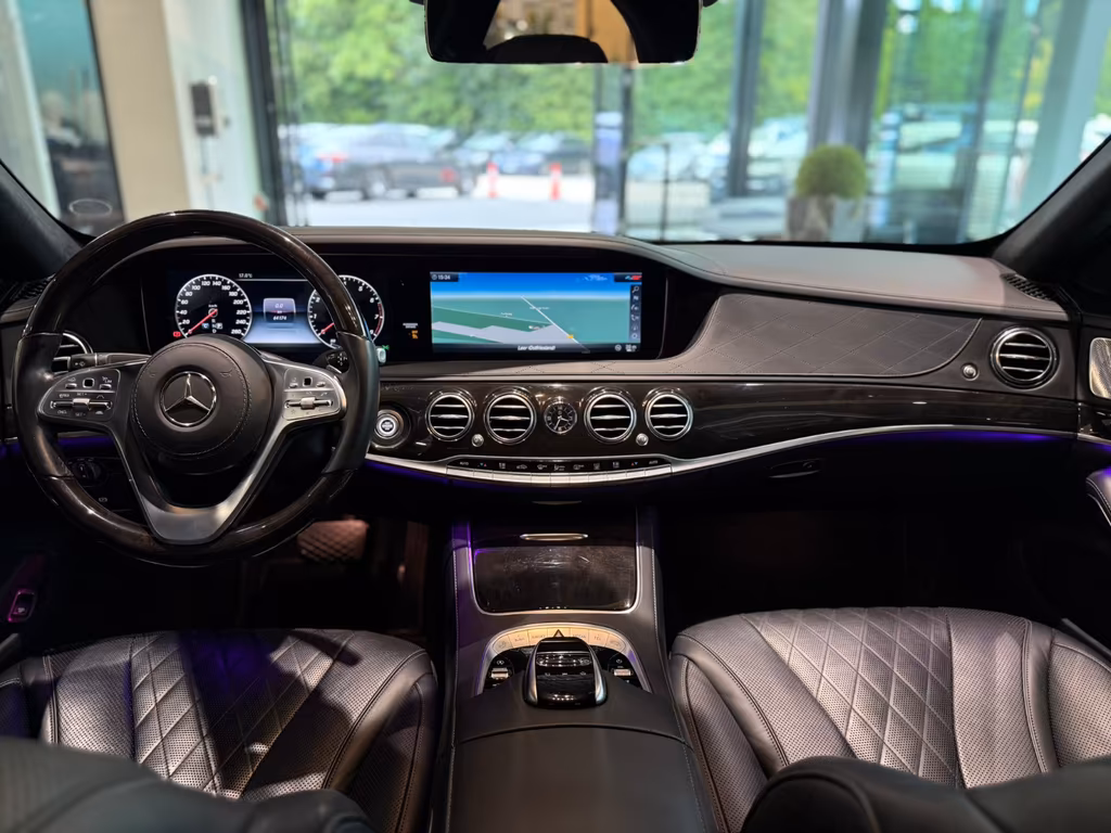 Mercedes-Benz S 560