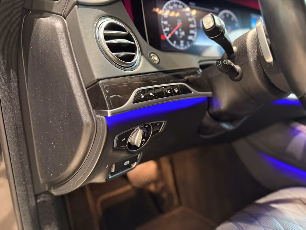 Mercedes-Benz S 560